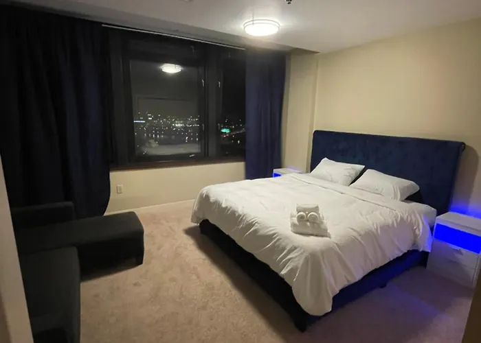 Apartment Luxury At The Point Easy Access To And From Downtown 24-7 Parking
