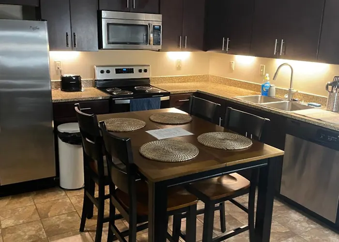 Apartment Luxury At The Point Easy Access To And From Downtown 24-7 Parking